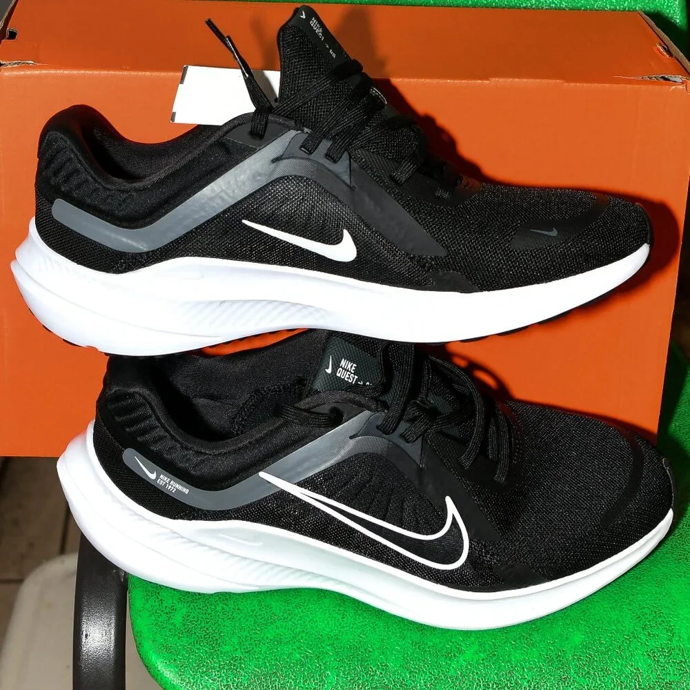 Nike Quest 5 Men's Road‎ Running Shoes